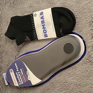 Men Bundle Set includes Bombas socks and Comfort Memory Foam Insoles
